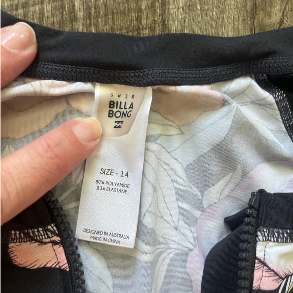 Swimsuit Shirt - Picture 5 of 5